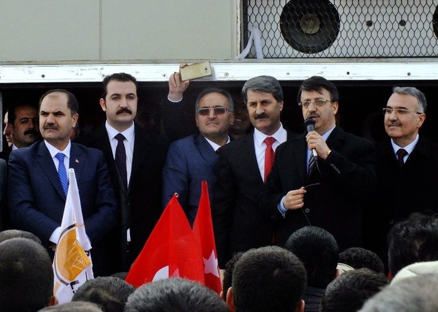 AK Parti ilçe başkanları göreve başladı