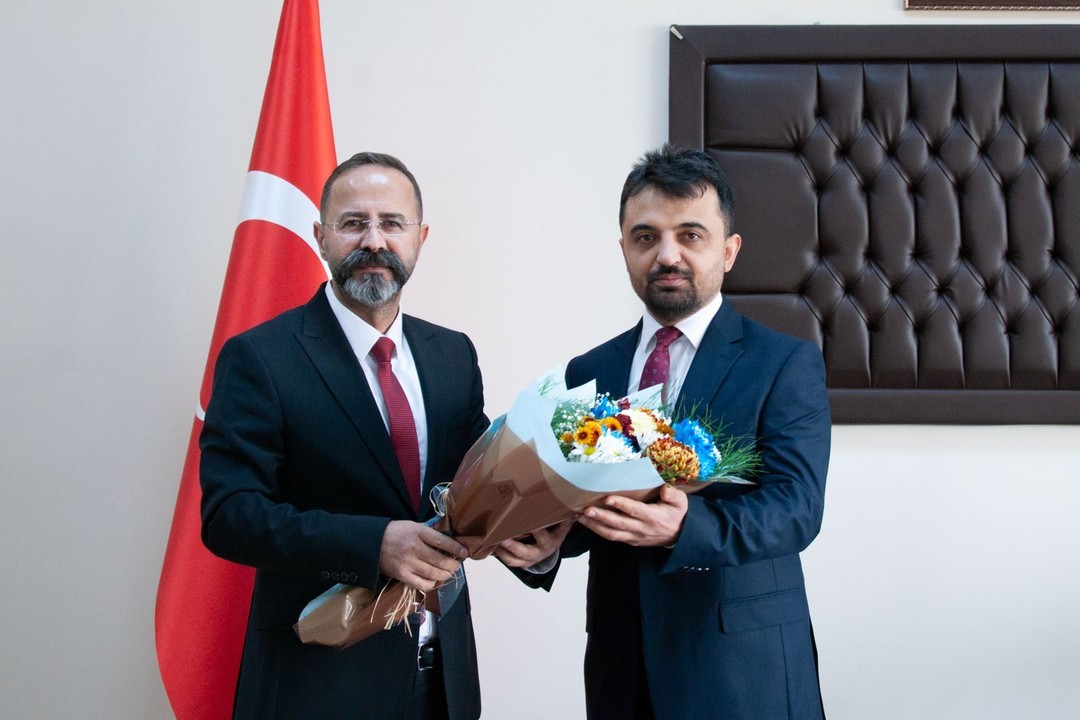 Mühendislik Mimarlık Fakültesi Dekanlığına Prof. Dr. Babacan atandı
