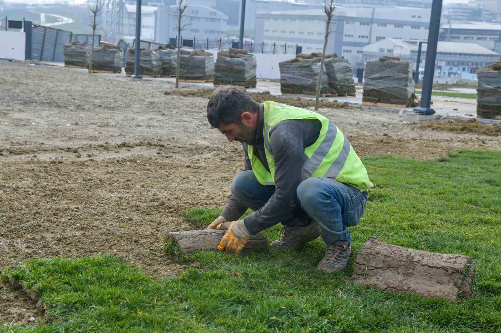 Esenyurt’un parkları yenileniyor
