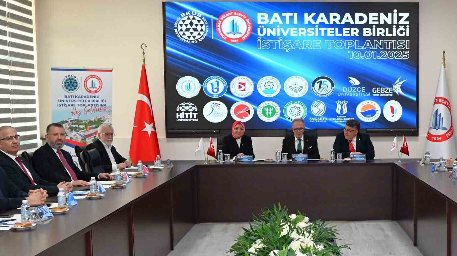 Rektör Kırışık, Batı Karadeniz Üniversiteler Birliği dönem toplantısına katıldı
